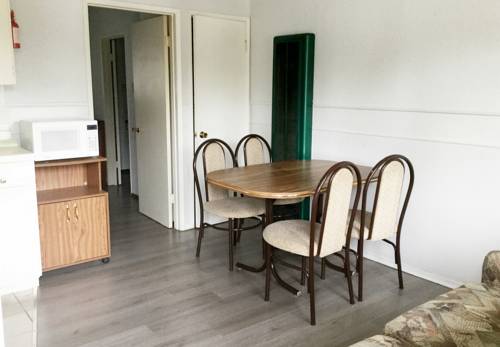 Imagen de la habitación del Hotel Celadon Lodge, Radium Hot Springs. Foto 3