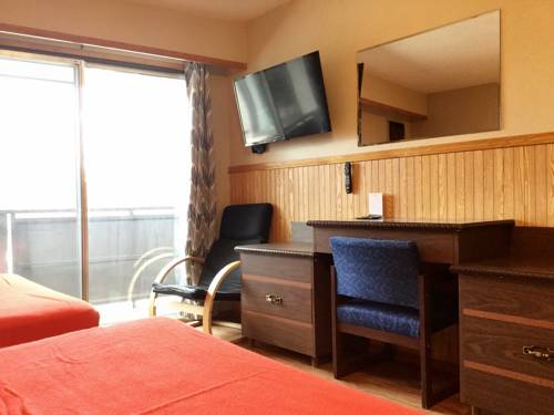 Imagen de la habitación del Hotel Celadon Lodge, Radium Hot Springs. Foto 9