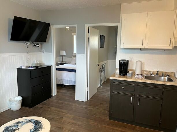 Imagen de la habitación del Hotel Celadon Lodge, Radium Hot Springs. Foto 11