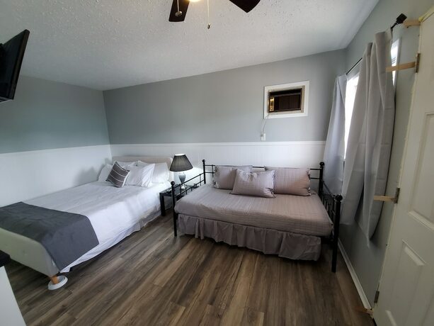 Imagen general del Hotel Celadon Lodge, Radium Hot Springs. Foto 2
