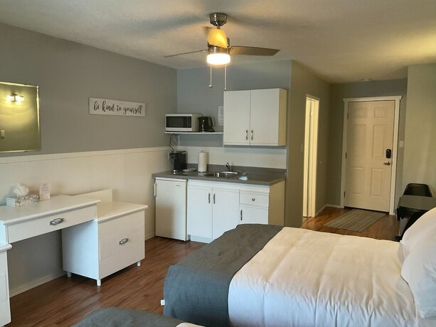 Imagen de la habitación del Hotel Celadon Lodge, Radium Hot Springs. Foto 16