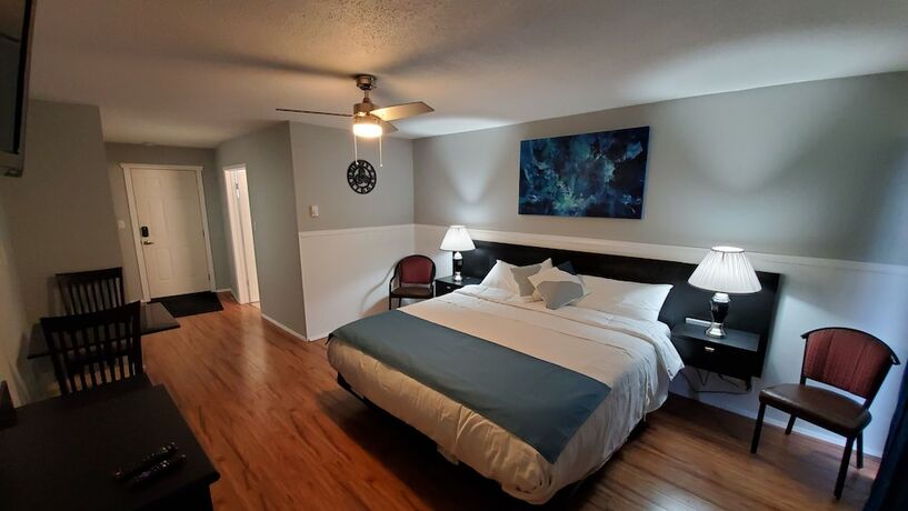 Imagen de la habitación del Hotel Celadon Lodge, Radium Hot Springs. Foto 19