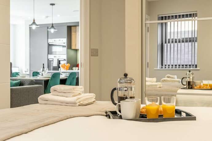 Imagen general del Hotel Celador Apartments - Bond House. Foto 2