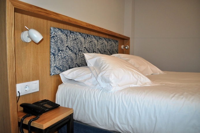 Imagen de la habitación del Hotel Celanova. Foto 5