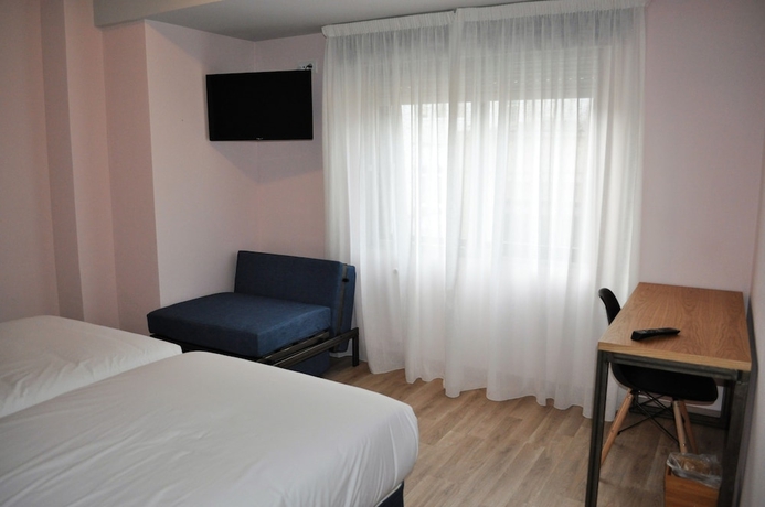 Imagen de la habitación del Hotel Celanova. Foto 6