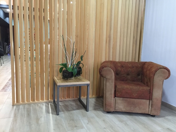 Imagen de los interiores del Hotel Celanova. Foto 19