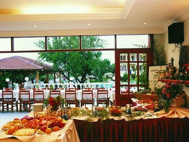 Imagen general del Hotel Celay. Foto 8