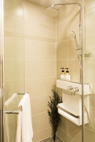 Imagen de la habitación del Hotel Celeb Stay Songdo. Foto 29
