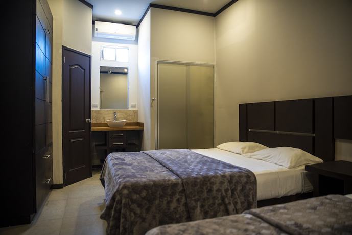 Imagen de la habitación del Hotel Celebertti. Foto 2