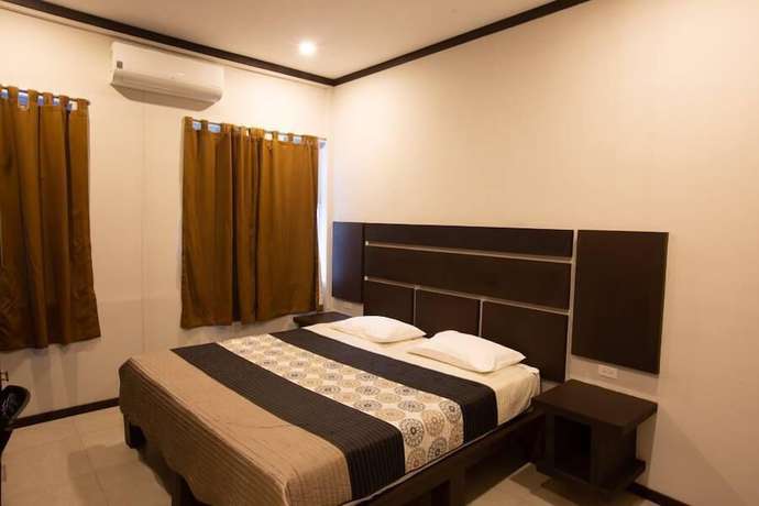 Imagen de la habitación del Hotel Celebertti. Foto 10