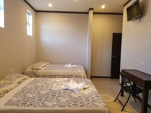 Imagen de la habitación del Hotel Celebertti. Foto 13