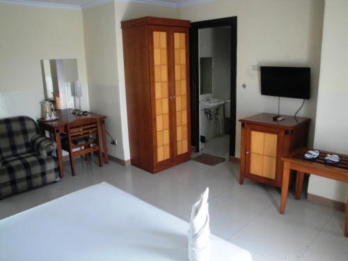 Imagen general del Hotel Celebes. Foto 13