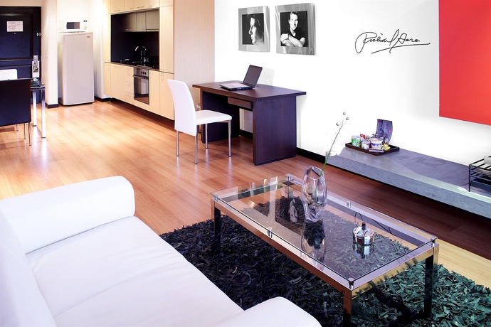 Imagen de la habitación del Hotel Celebrities Suites. Foto 8