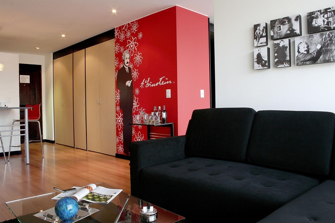 Imagen de la habitación del Hotel Celebrities Suites. Foto 10