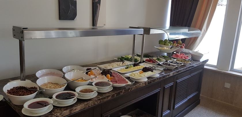 Imagen del bar/restaurante del Hotel Celebrity, Lapta. Foto 8