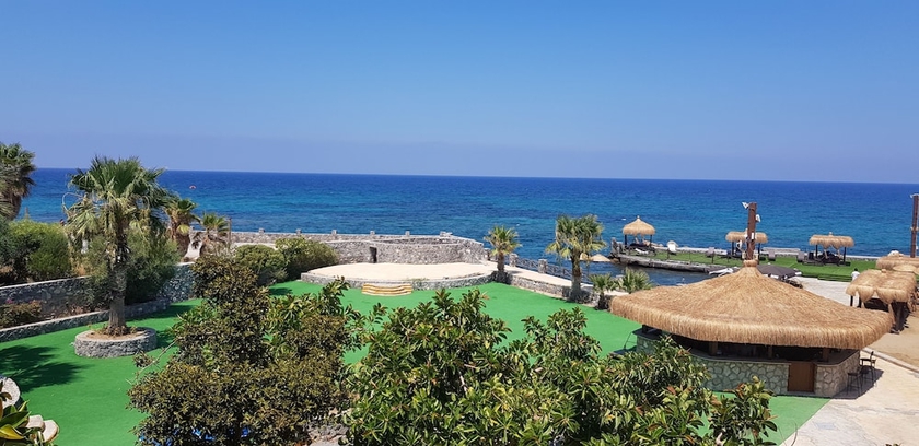 Imagen de los exteriores del Hotel Celebrity, Lapta. Foto 15