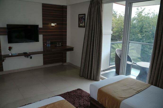 Imagen general del Hotel Celebrity Resort. Foto 13