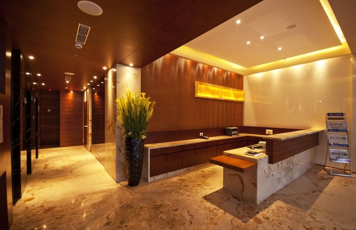 Imagen de los interiores del Hotel Celesta - Kolkata. Foto 18