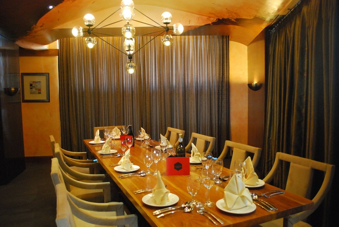 Imagen de los interiores del Hotel Celeste, Makati. Foto 11