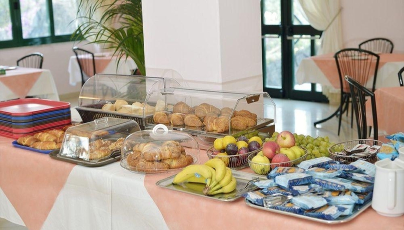 Imagen general del Hotel Celeste, Procida. Foto 4