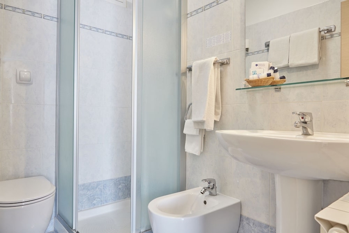 Imagen de la habitación del Hotel Celeste, Sestri Levante. Foto 15