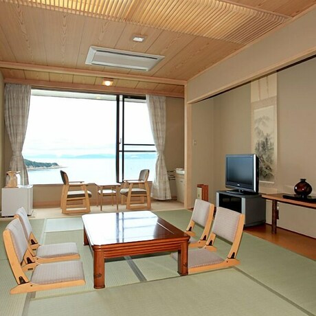 Imagen de la habitación del Hotel Celeste Shodoshima. Foto 15