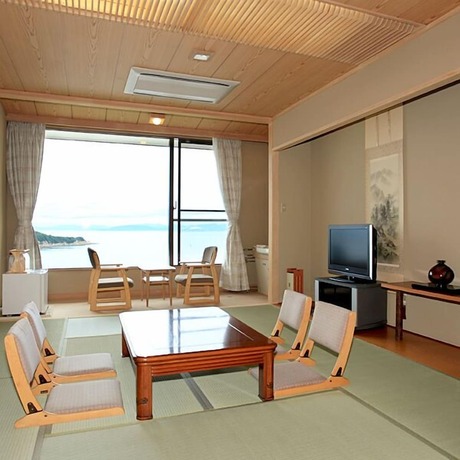 Imagen de la habitación del Hotel Celeste Shodoshima. Foto 16