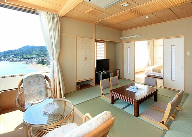 Imagen de la habitación del Hotel Celeste Shodoshima. Foto 17