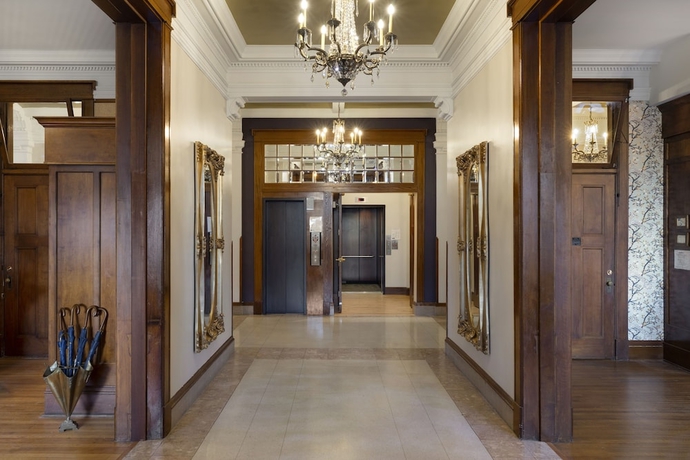 Imagen de los interiores del Hotel Celeste of St Paul. Foto 15