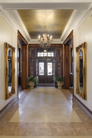 Imagen de los interiores del Hotel Celeste of St Paul. Foto 16