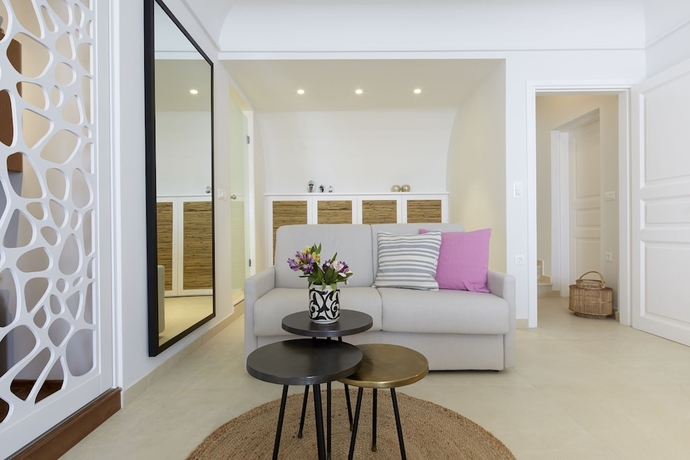 Imagen de la habitación del Hotel Celestia Grand. Foto 17