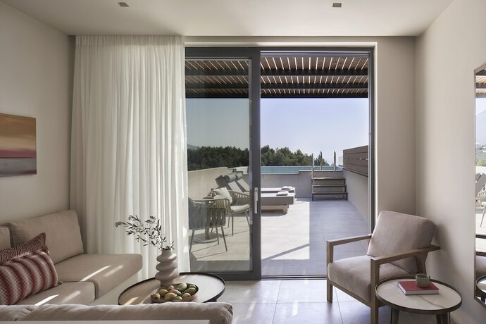 Imagen de la habitación del Hotel Celestial All Suites. Foto 16