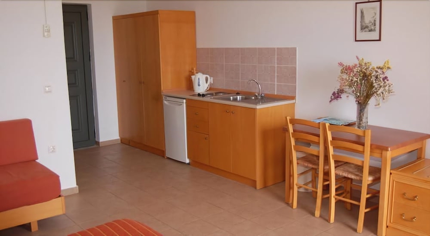 Imagen de la habitación del Hotel Celestial Lindos Suites. Foto 2