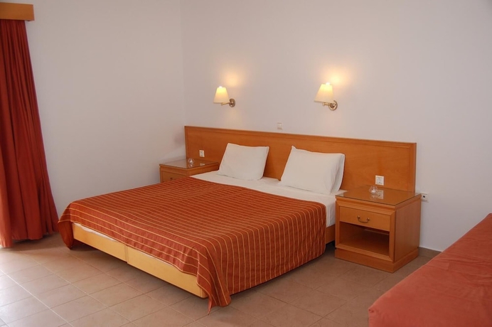 Imagen de la habitación del Hotel Celestial Lindos Suites. Foto 13