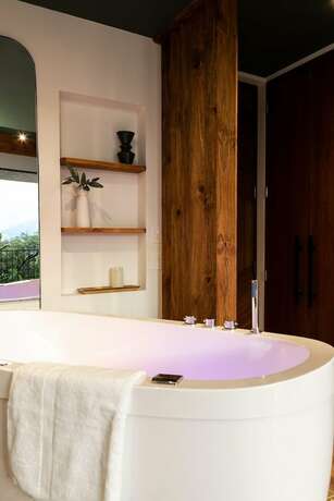 Imagen de la habitación del Hotel Celestino Boutique. Foto 12