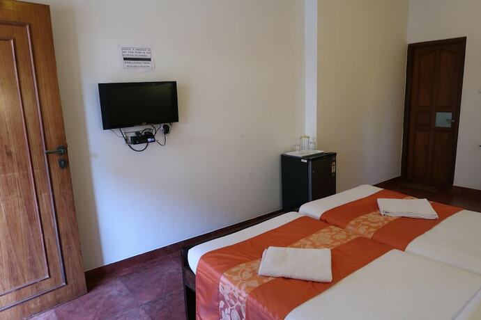 Imagen general del Hotel Celi. Foto 20