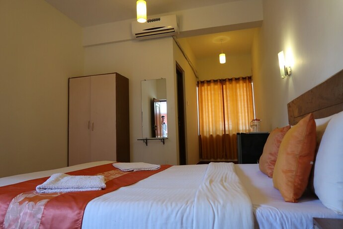Imagen de la habitación del Hotel Celi. Foto 26