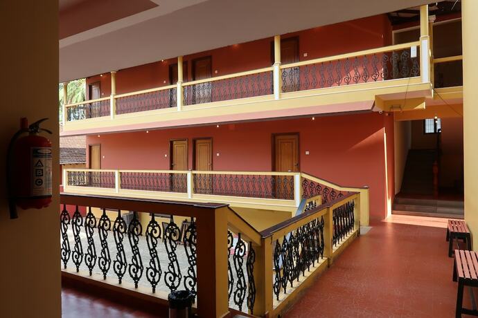Imagen de los interiores del Hotel Celi. Foto 27