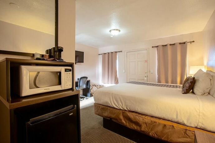 Imagen general del Hotel Celilo Inn, Williams. Foto 1