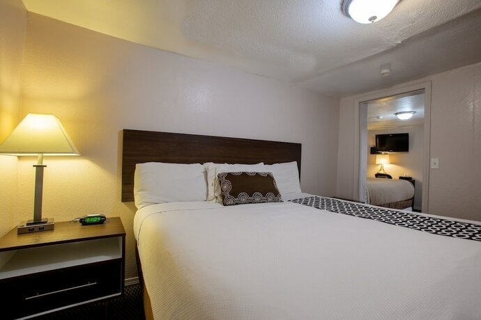 Imagen general del Hotel Celilo Inn, Williams. Foto 13