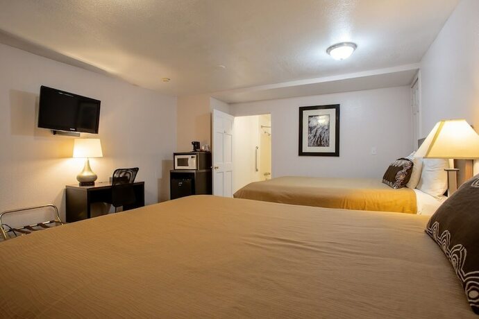 Imagen de la habitación del Hotel Celilo Inn, Williams. Foto 17