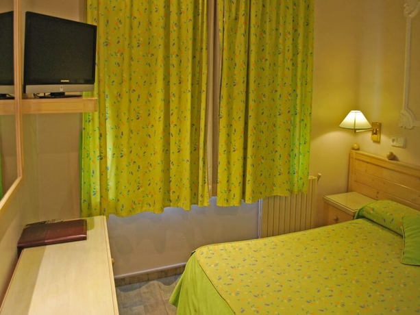 Imagen de la habitación del Hotel Celimar. Foto 5