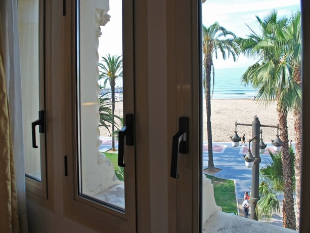 Imagen de la habitación del Hotel Celimar, Sitges. Foto 19
