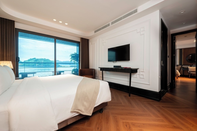 Imagen de la habitación del Hotel Celina of The Sea Cruise. Foto 8