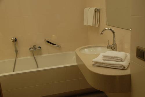 Imagen de la habitación del Hotel Celisol Cerdagne. Foto 8