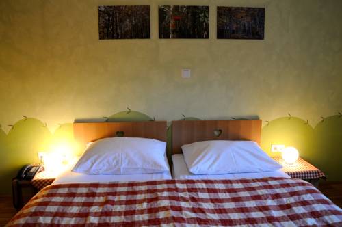 Imagen de la habitación del Hotel Celjska Koca. Foto 5