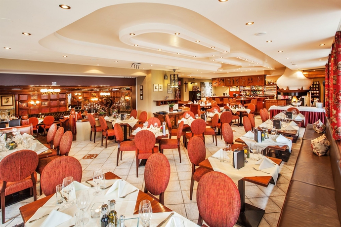 Imagen del bar/restaurante del Hotel Cella Central Historic Boutique Hotel. Foto 4