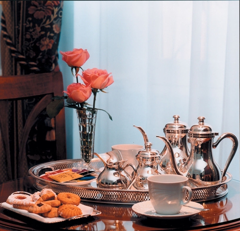 Imagen del bar/restaurante del Hotel Cellini. Foto 4