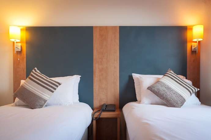 Imagen de la habitación del Hotel Celtic International Cardiff Airport. Foto 13