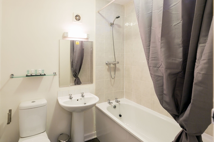 Imagen de la habitación del Hotel Celtic International Cardiff Airport. Foto 18